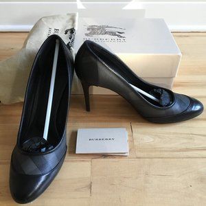 Burberry pump